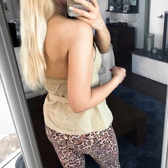 🆕 STONE BUCKLE DETAIL STRAPLESS TOP! - Picture 6 of 12